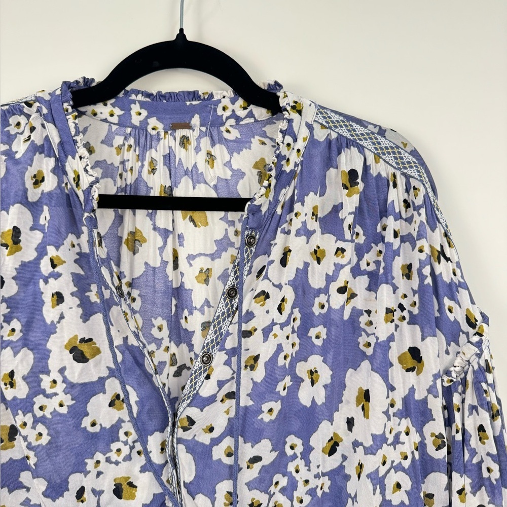 Free People Blue Love Letter Floral Tunic Size S - Picture 7 of 7
